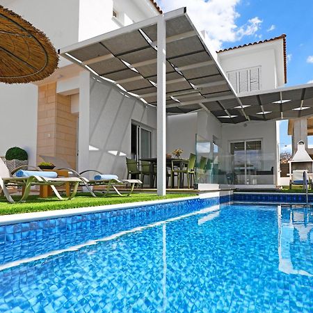 Villa White Star - 100M From Serena Beach โปรทาราส ภายนอก รูปภาพ