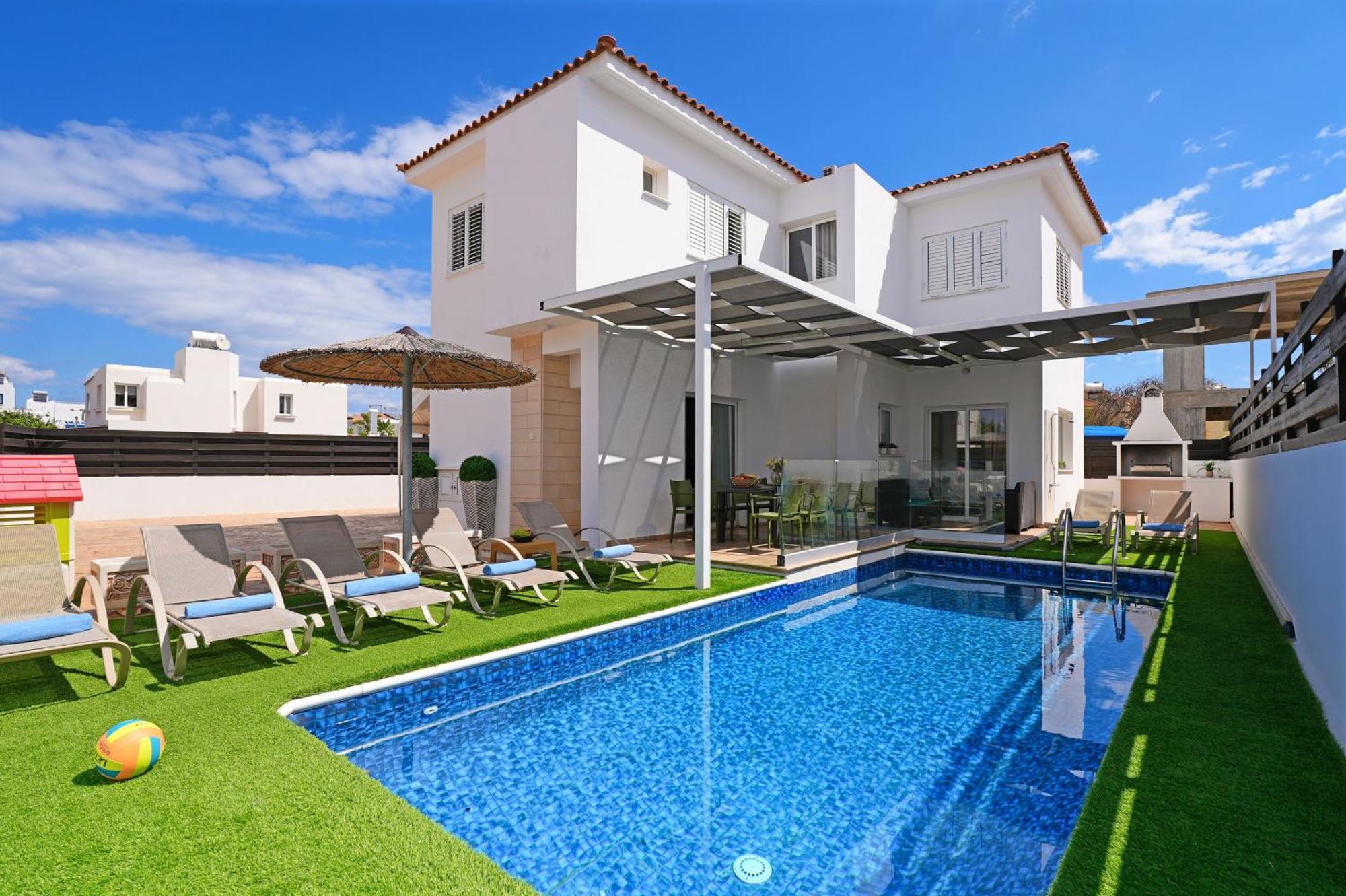 Villa White Star - 100M From Serena Beach โปรทาราส ภายนอก รูปภาพ
